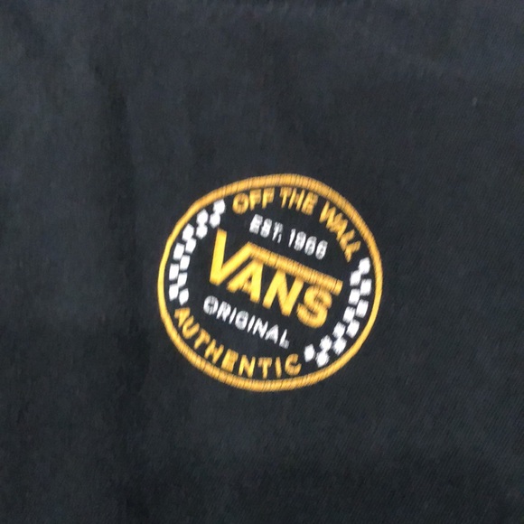 Vans - Picture 2 of 8